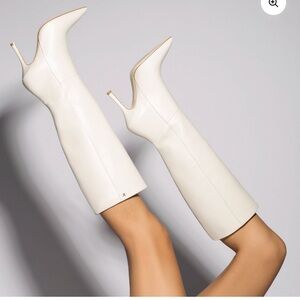 NEW $485 Larroude Kate Boot ivory leather stiletto women size 7.5